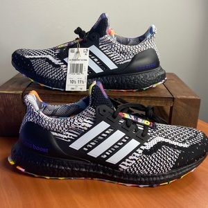 NWT adidas Men's Ultraboost 5.0 DNA Running Shoes size 10.5 no box